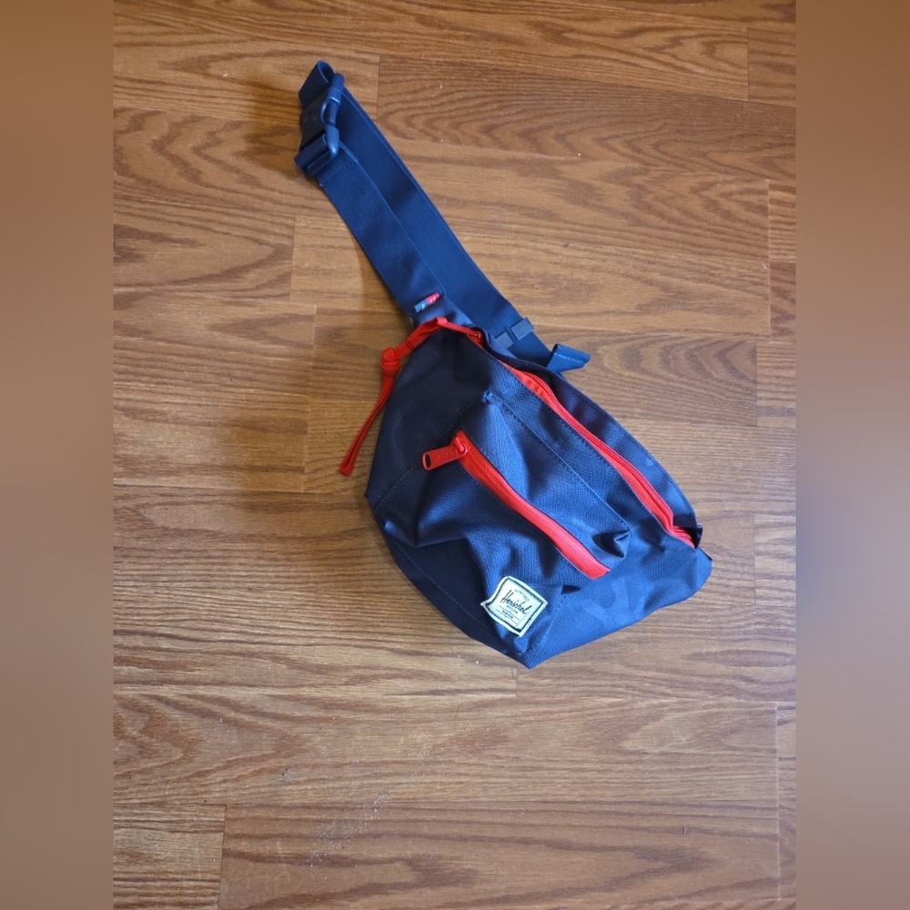 Herschel Supply Co Fanny Pack Unisex Bag Like New